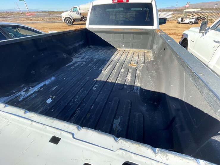 2016-dodge-1500-image-87