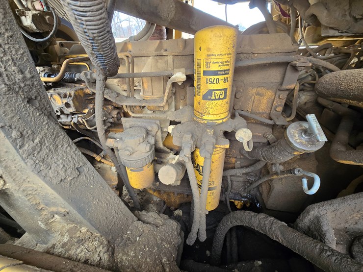 2002-caterpillar-963c-image-56