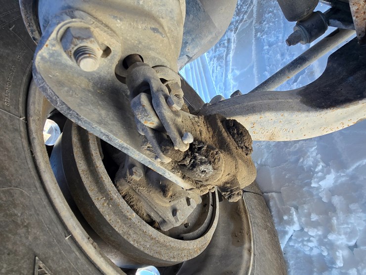 1995-freightliner-fld120-image-64