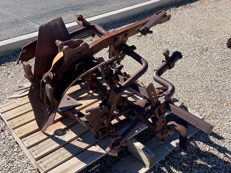 #3275-•-yard-art-image-1