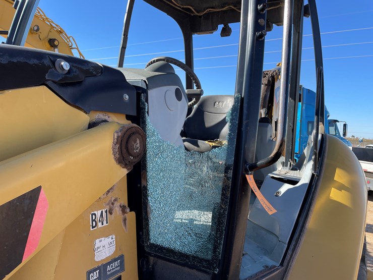 2012-caterpillar-420e-image-13