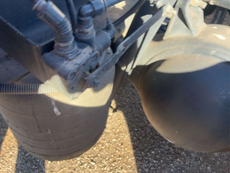 2017-kenworth-t680-image-9