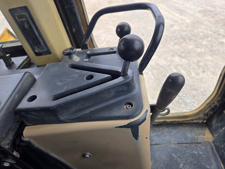 2002-caterpillar-963c-image-76