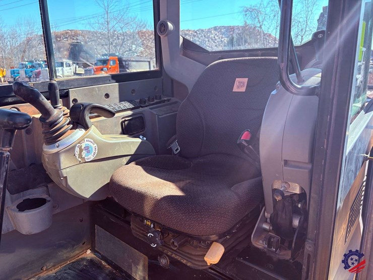 2021-jcb-55z-1-image-58