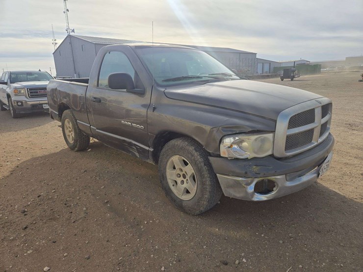 2004-dodge-ram-1500-image-4