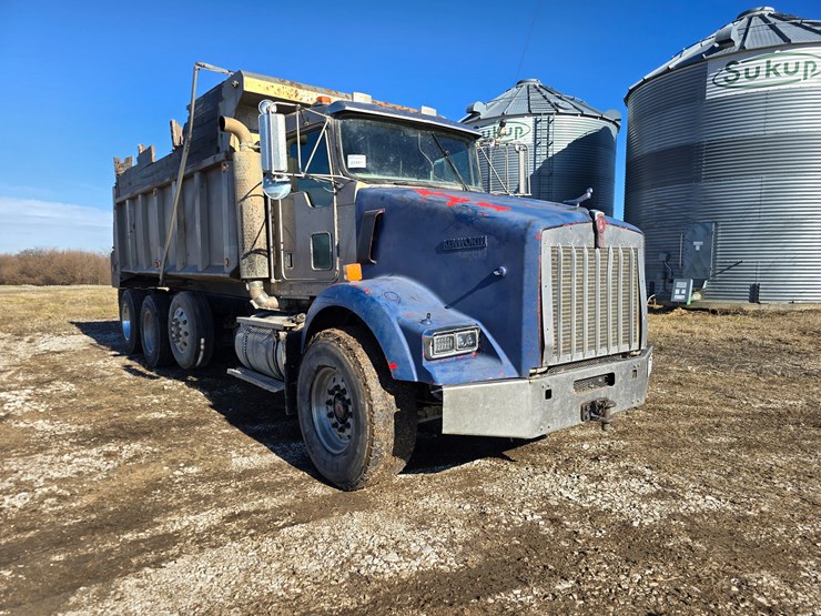 1999-kenworth-t800-image-23