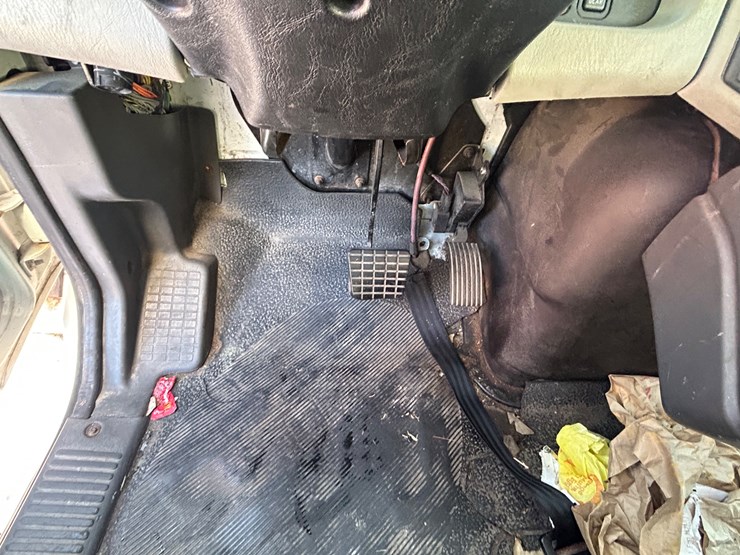 2013-international-durastar-4300-image-68