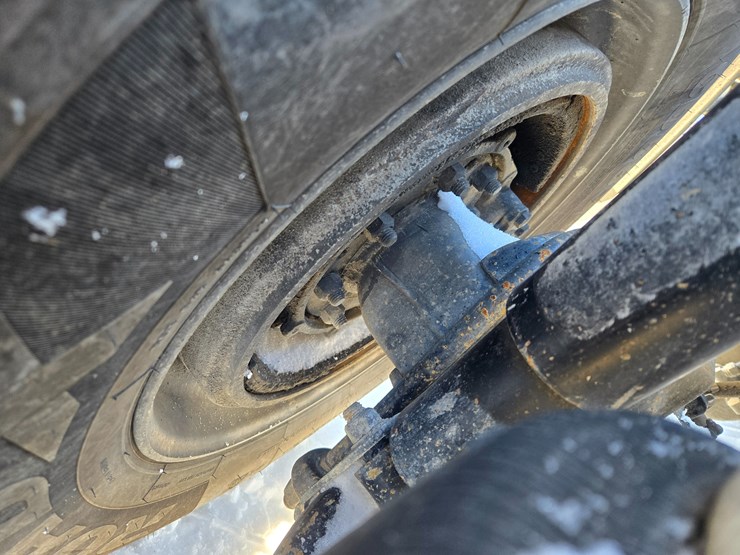 1995-freightliner-fld120-image-91