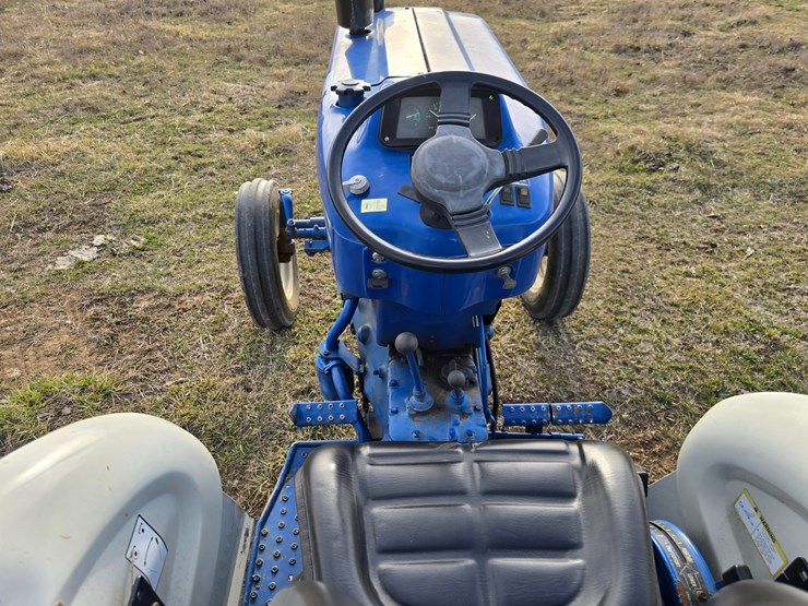 2006-farmtrac-535-image-41