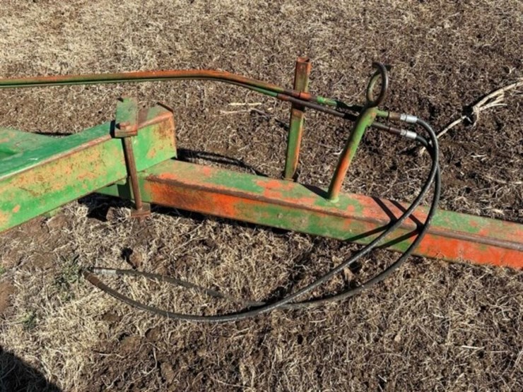 blanchat-10-bottom-plow-image-9