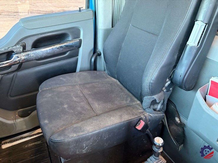 2020-kenworth-t880-image-70