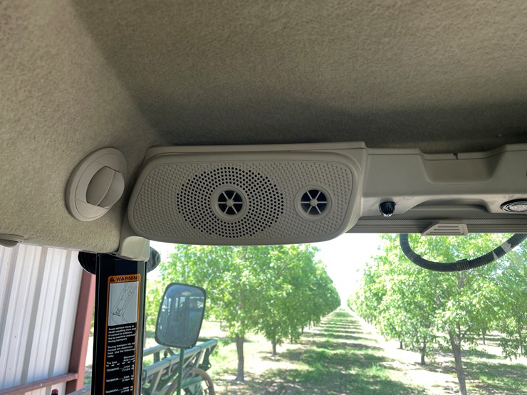 2019-john-deere-r4023-image-27