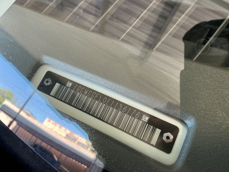 2014-chevrolet-express-2500-image-16