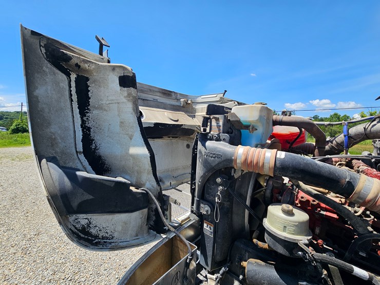 2012-peterbilt-382-image-65