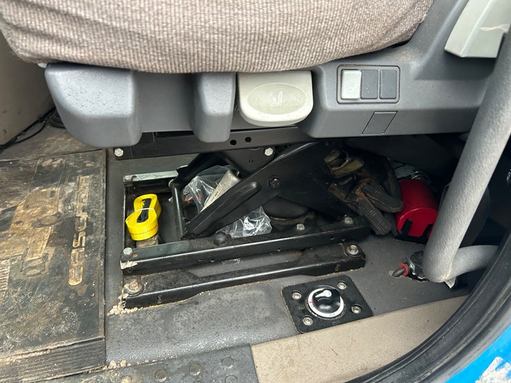 2015-freightliner-cascadia-125-image-59