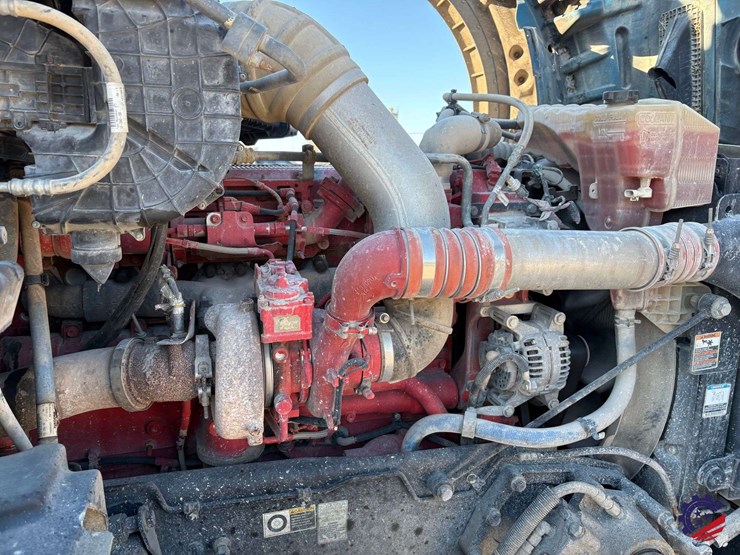 2020-kenworth-t880-image-50