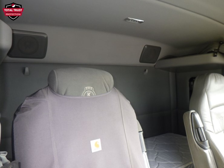 2019-kenworth-t880-image-4