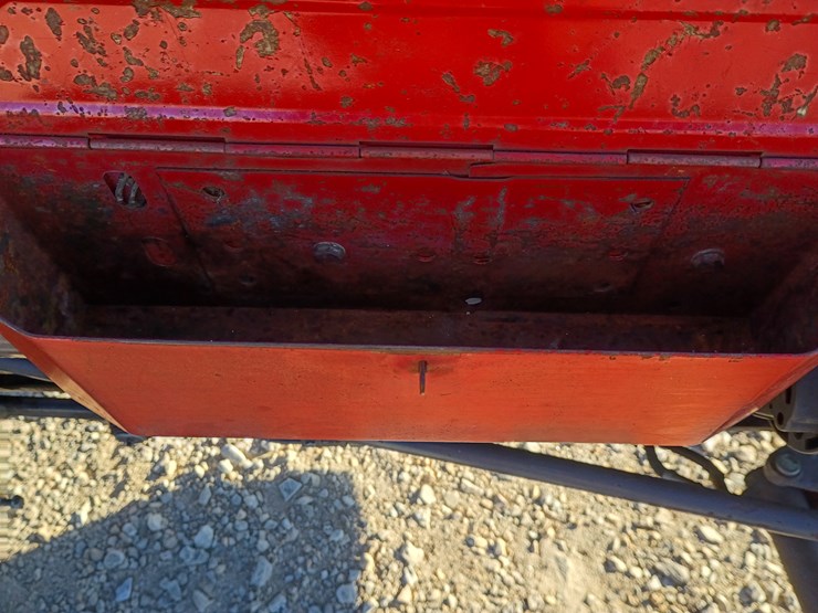 1983-massey-ferguson-240-image-68