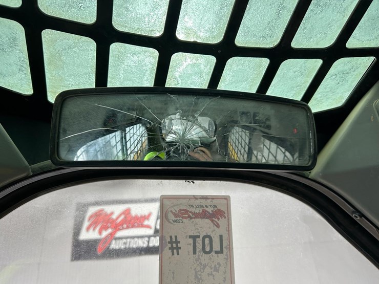 2021-caterpillar-299d3-image-26