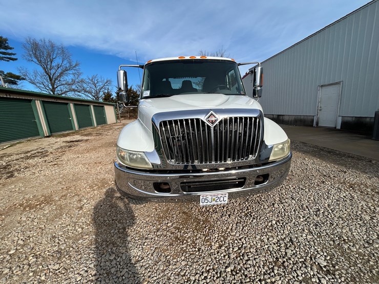 2007-international-durastar-4300-image-32