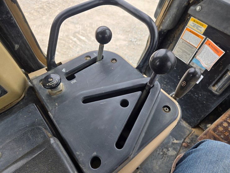 2002-caterpillar-963c-image-75