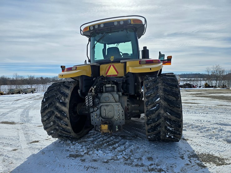 2003-challenger-mt855-image-13