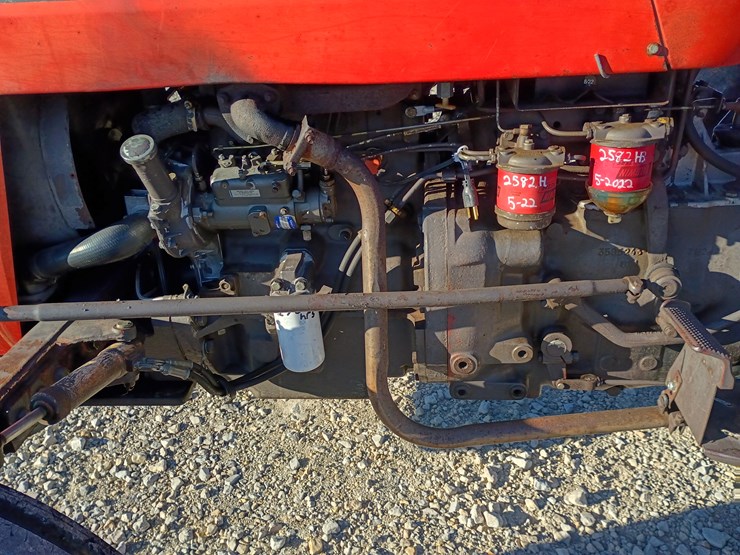 1983-massey-ferguson-240-image-17