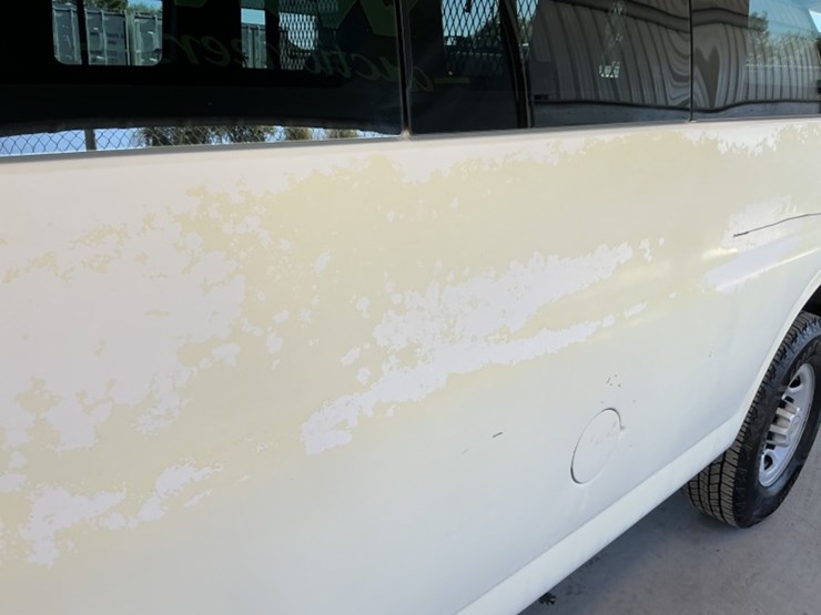 2014-chevrolet-express-2500-image-11