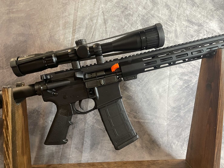 #2739-•-delton-arms-ar-15-5.56-nato-semi-auto-rifle,-sn:-b100443-image-10