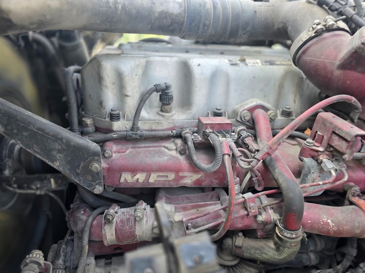 2008-mack-leu613-image-77