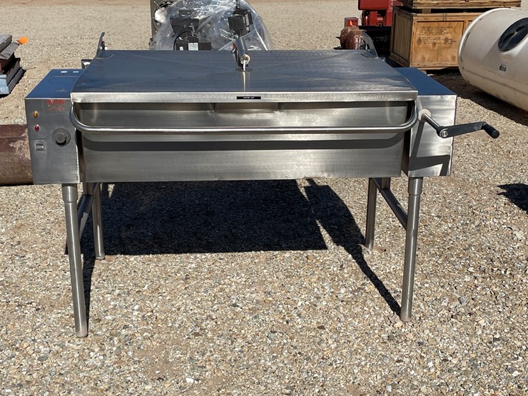 #3190-•-tilt-kettle-image-1