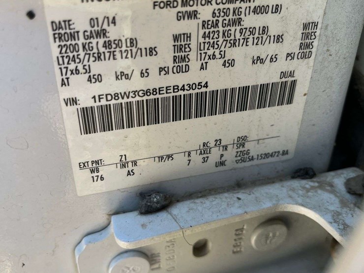 2014-ford-f350-image-12