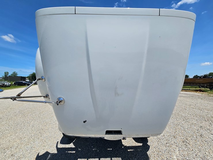 2012-peterbilt-382-image-66