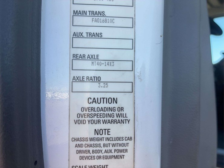 2017-kenworth-t680-image-56