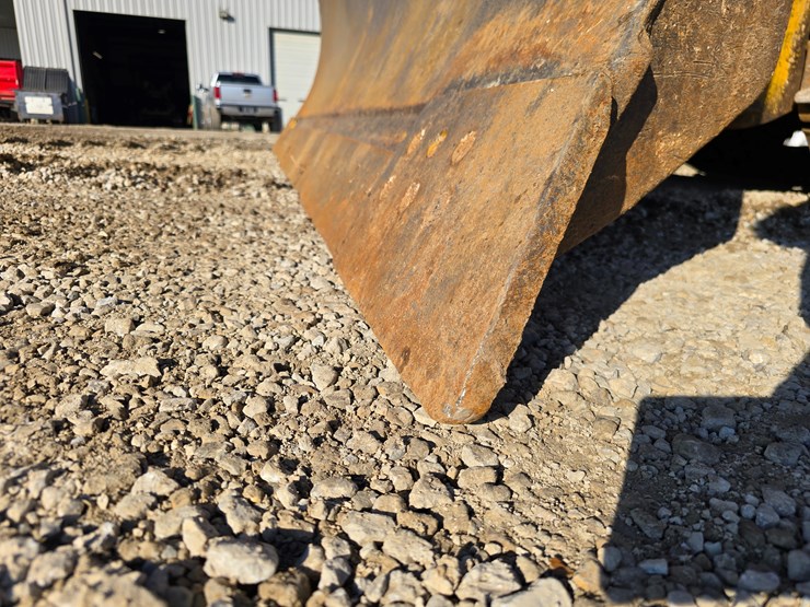 1999-caterpillar-d6r-xl-image-19