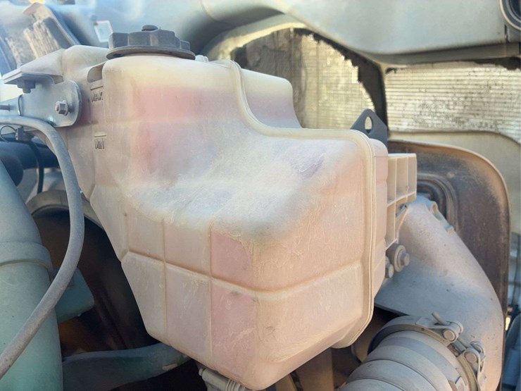 2019-volvo-volvo-vnl-tandem-axle-dual-conventional-new-generation-tractor-truck-image-64