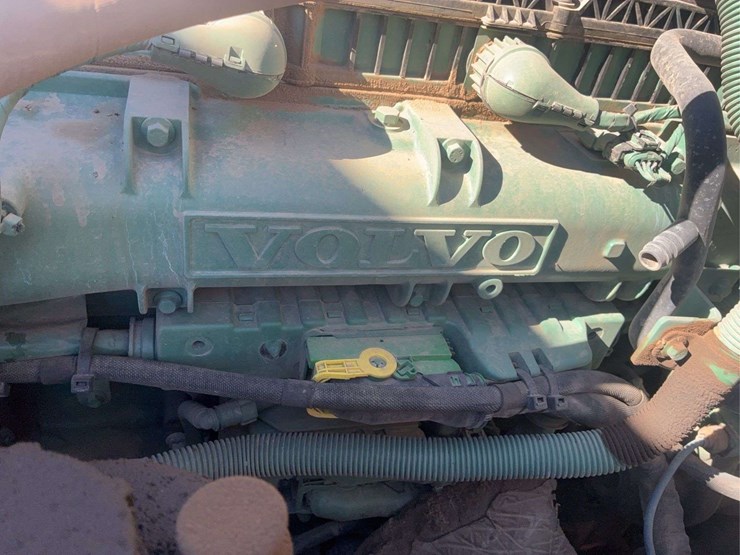 2019-volvo-volvo-vnl-tandem-axle-dual-conventional-new-generation-tractor-truck-image-54