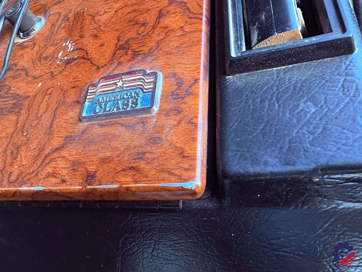 1999-peterbilt-357-image-46