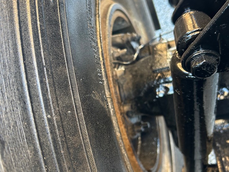 2015-peterbilt-567-image-84