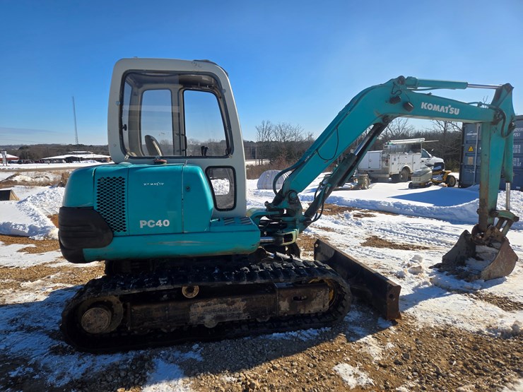 komatsu-pc40-image-20