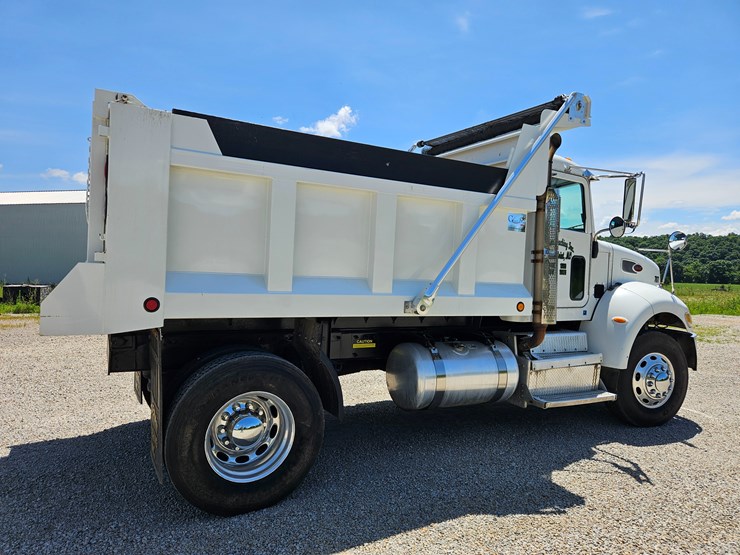 2012-peterbilt-382-image-17