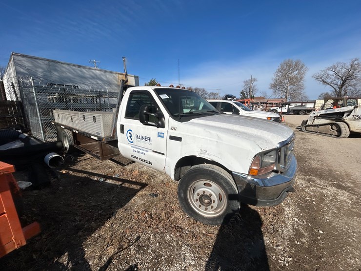 2000-ford-f450-image-17