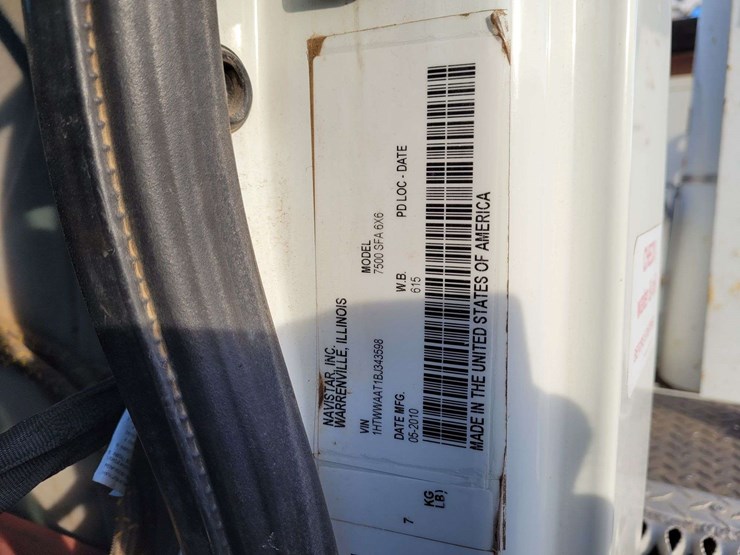 2011-international-workstar-7500-image-30