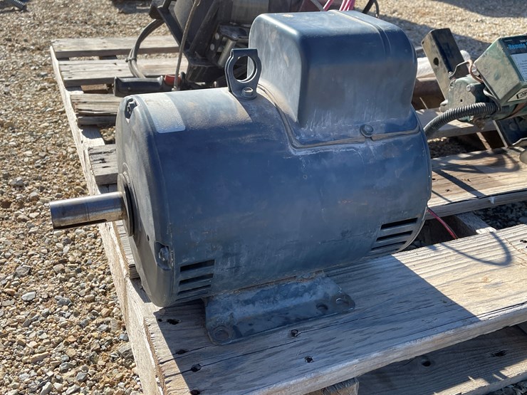 #3129-•-lot-3129-image-6