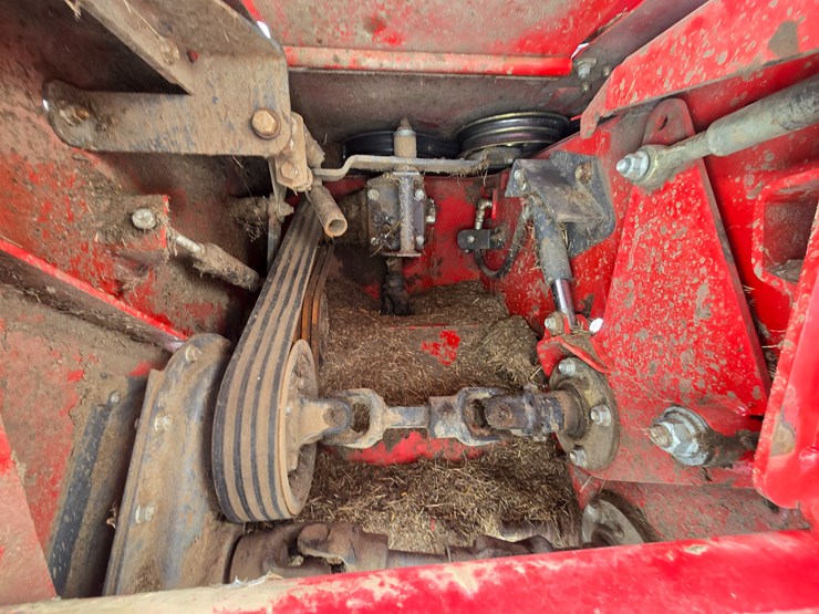 massey-ferguson-1383-image-38