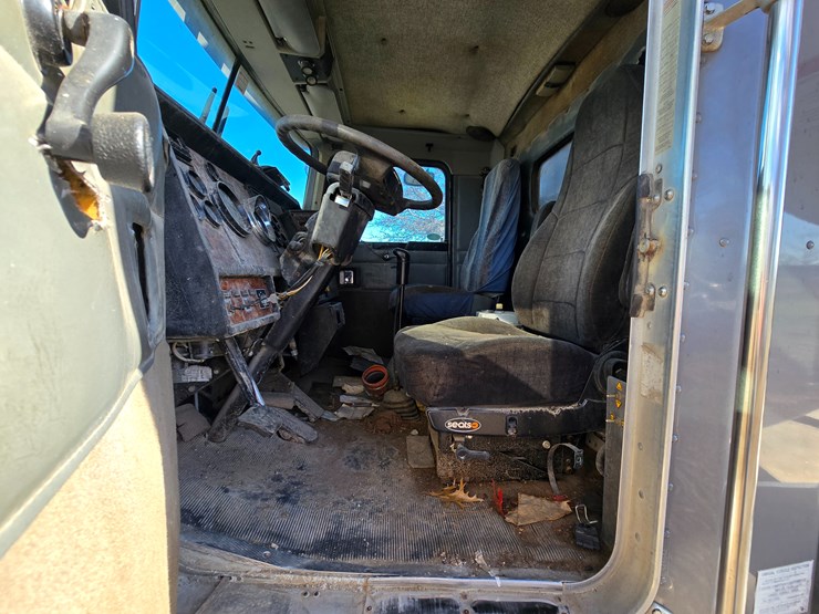 kenworth-t800-image-26