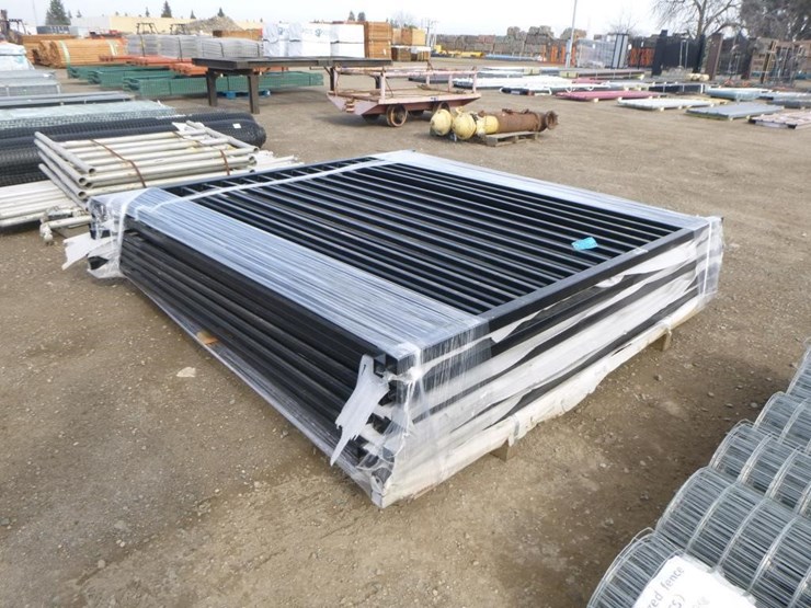 94"x94"-black-metal-fence-panels-image-4