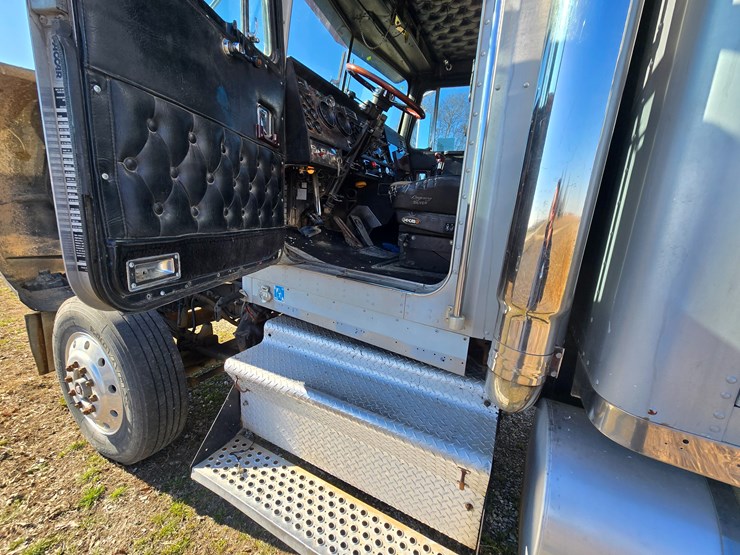 1986-kenworth-w900b-image-55