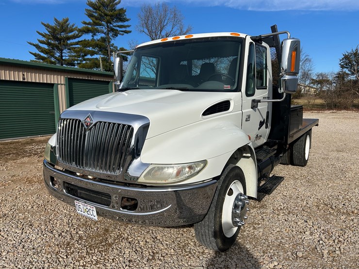 2007-international-durastar-4300-image-1