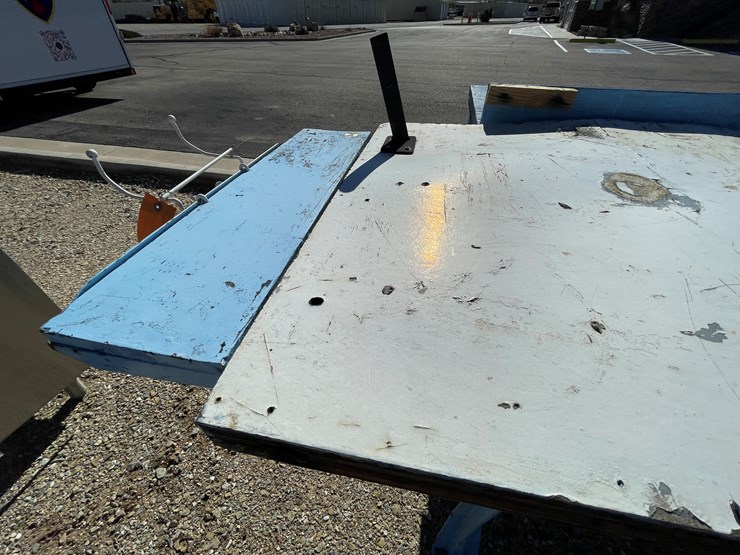 #3138-•-work-tables-image-5